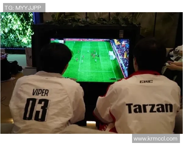 刘伟专访：从职业选手到电竞评论员的英雄联盟成长之路